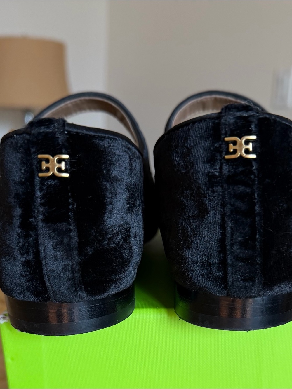 Sam Edelman Black Velvet Mary Jane Flats with Gold Buckle 7.5 - Picture 4 of 9